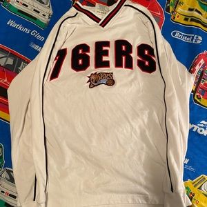 Retro 76’s warm up shirt